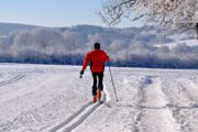Slik tørker du skiskoene riktig: Unngå stive såler og ødelagt membran